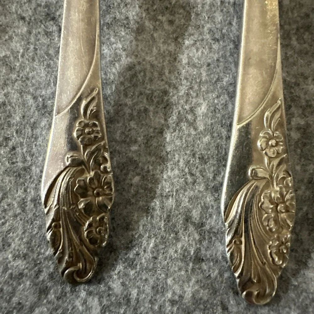 Oneida Community Evening Star‎ Silver Plated 2 Forks 1 Soup Spoon Vintage